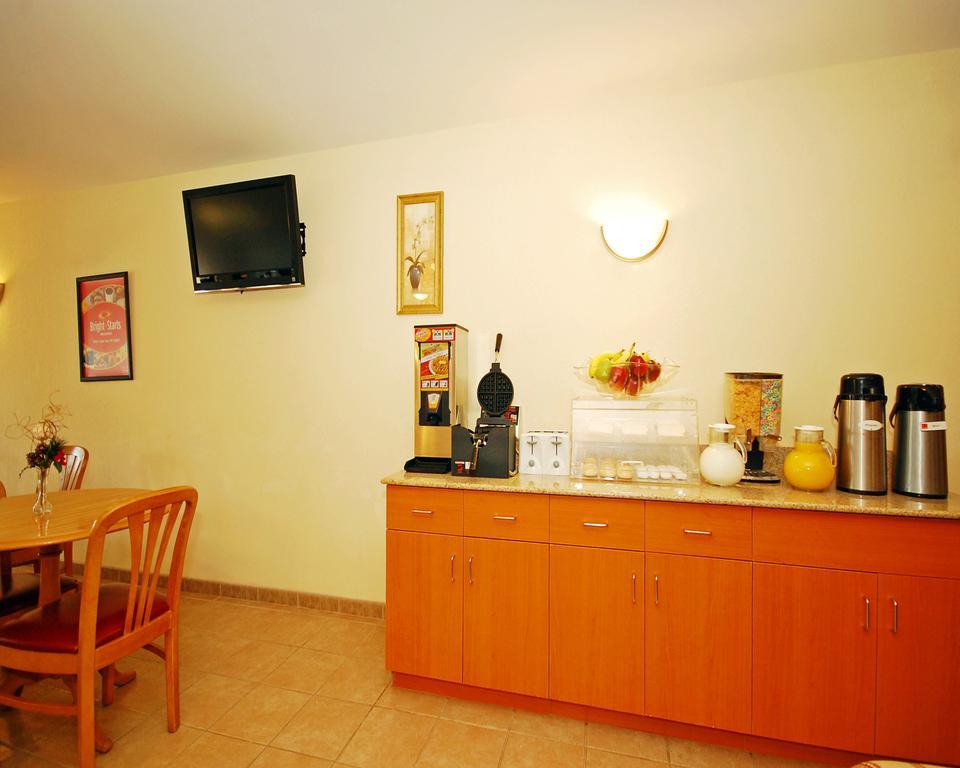 Econo Lodge Amelia Court House Zewnętrze zdjęcie
